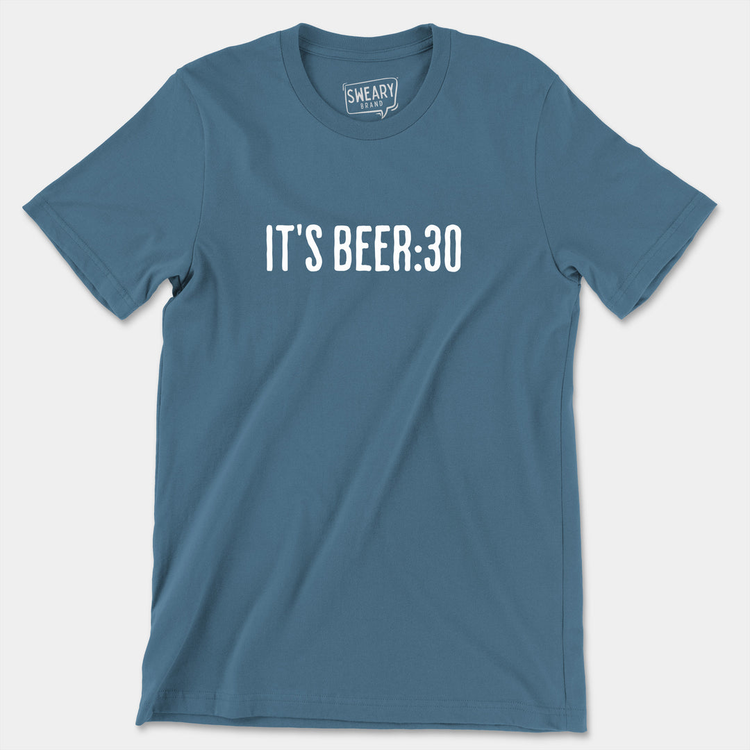 a blue t - shirt that says it's beer 30